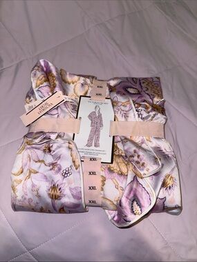 NWT Victoria's Secret Lavender and Gold Floral Satin Pajama Set